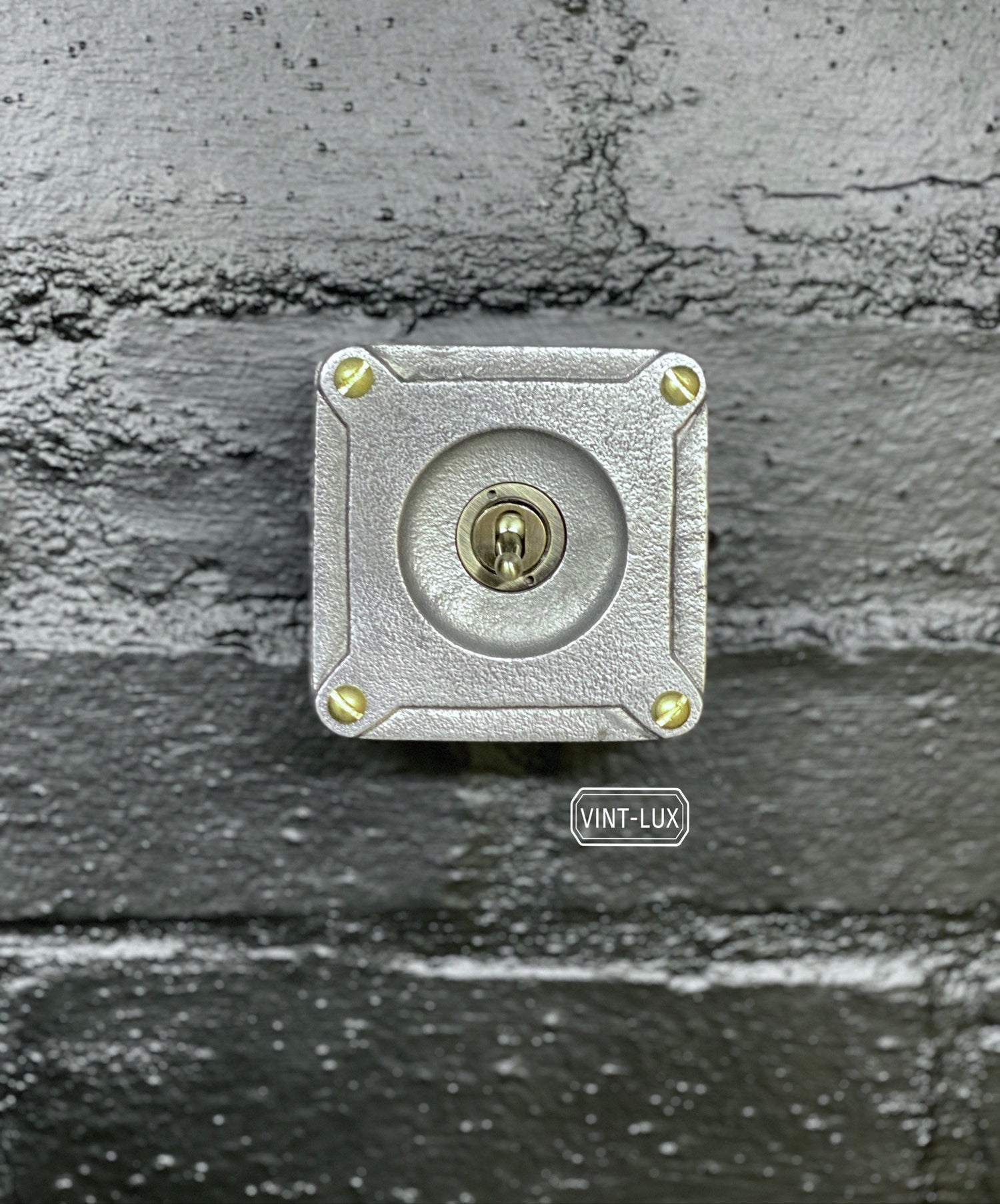 Single Gang 2 Way Conduit Surface Mounting Light Switch Solid Cast Metal Industrial ~ BS EN Approved Vintage Britmac Style