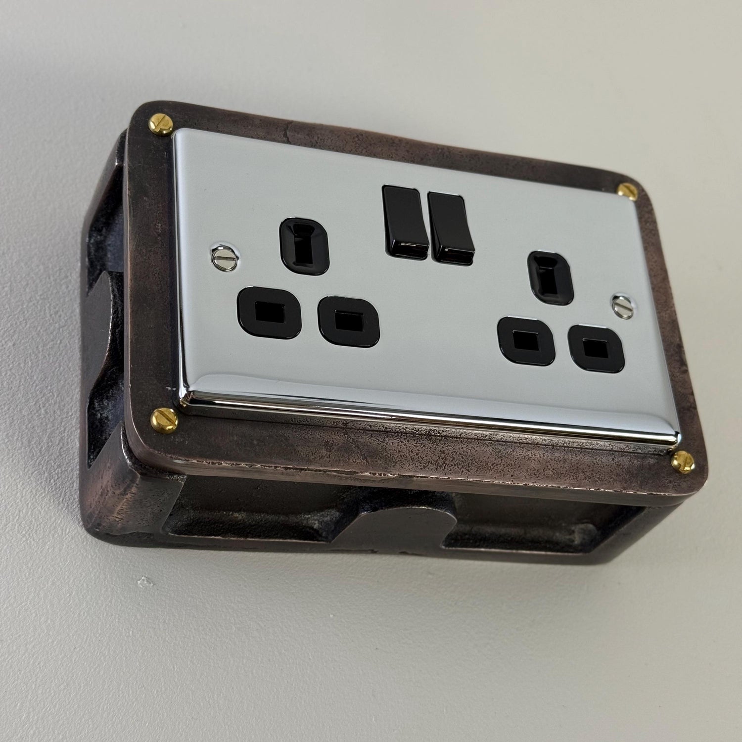 Chrome Mirror Finish Double Gang Plug Socket with Industrial Antique Copper Back Conduit Box