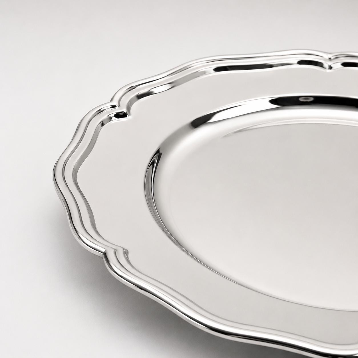 Round Silver Nickel Victorian Serving Tray | 30cm Mirror Finish Drinks Platter