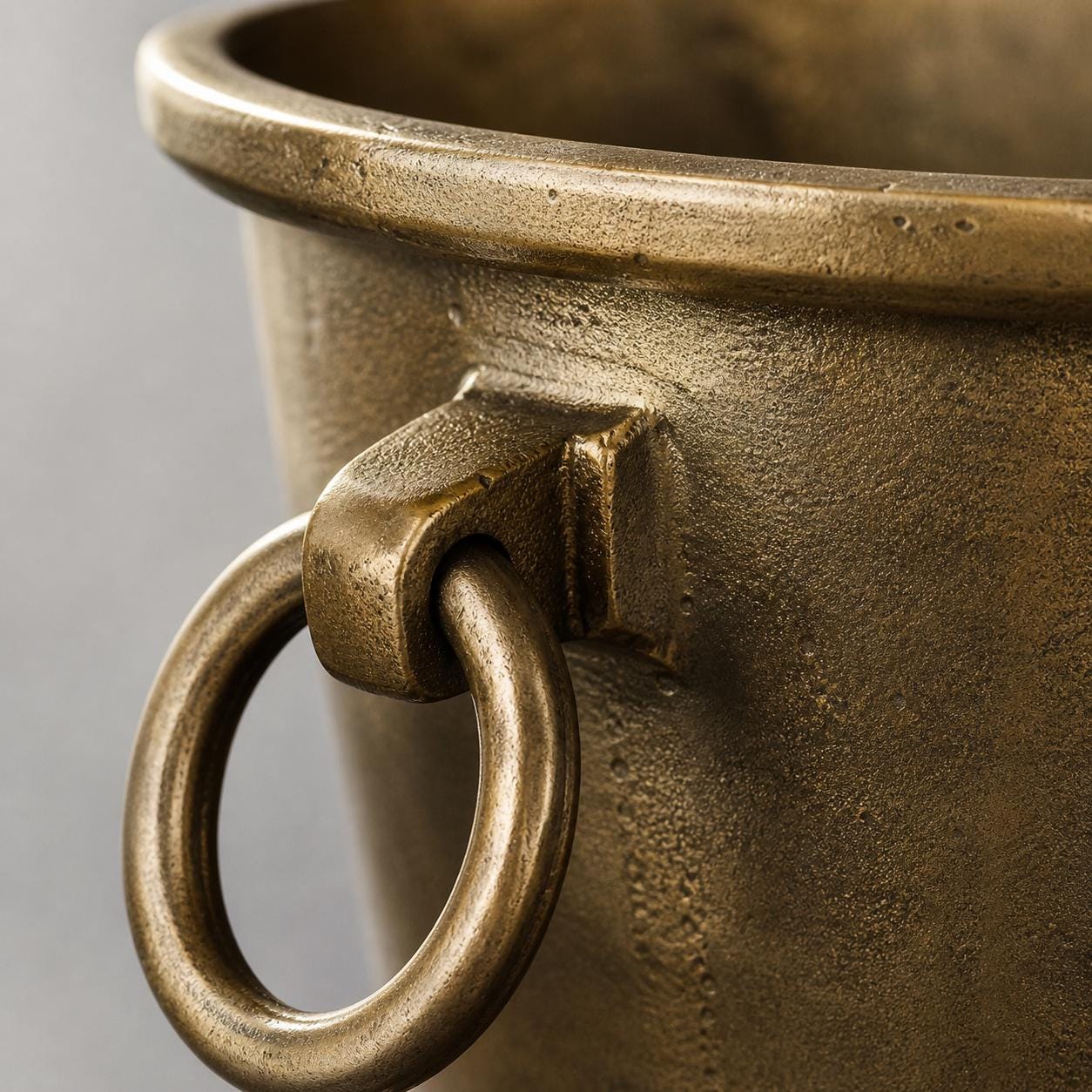 Moët & Chandon Antique Brass Engraved Champagne Ice Bucket