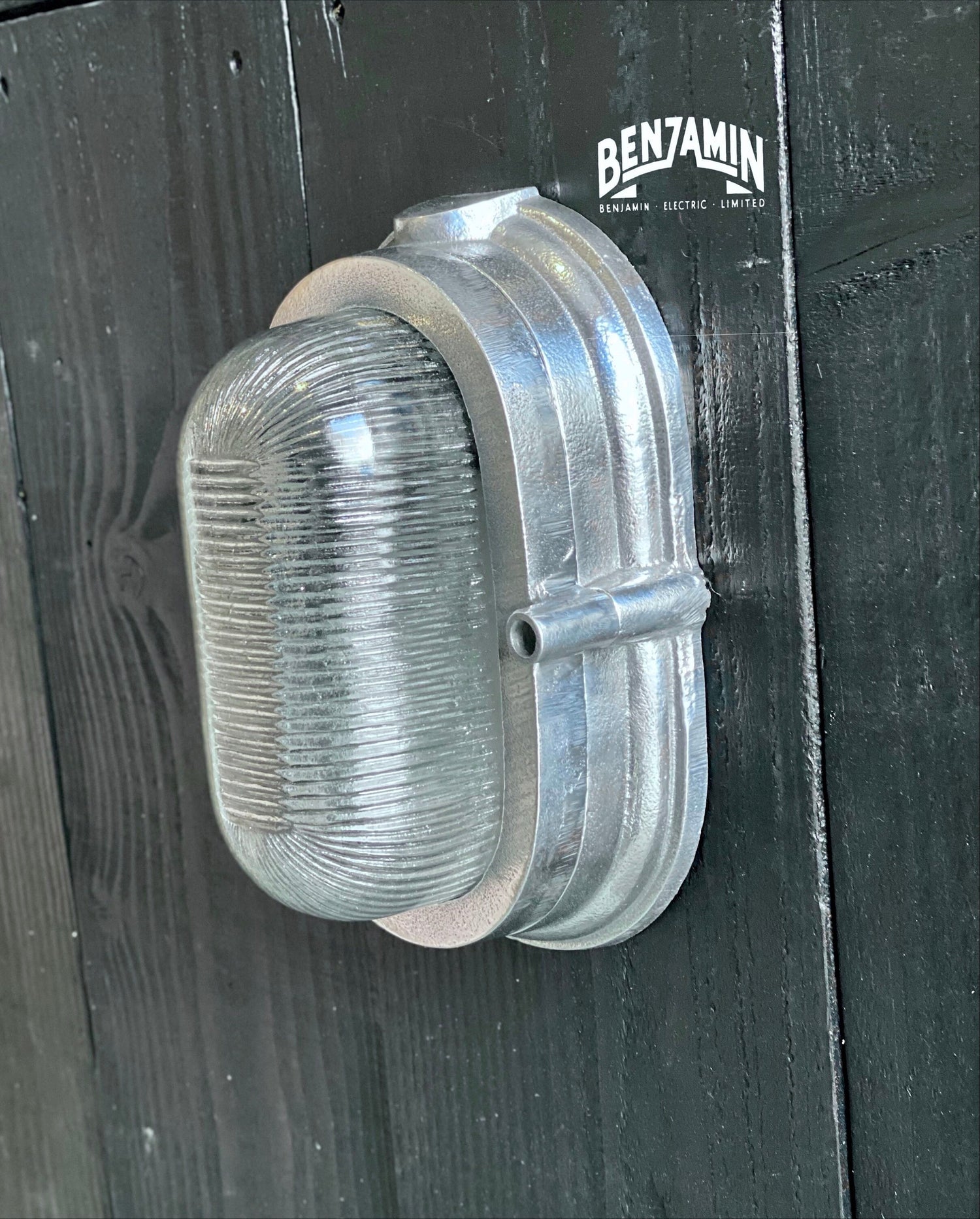 Ranworth ~ Solid Cast Bulkhead Industrial Wall Light | Ceiling Bathroom | Outdoor Garden | Vintage 1 x Edison Filament Bulb