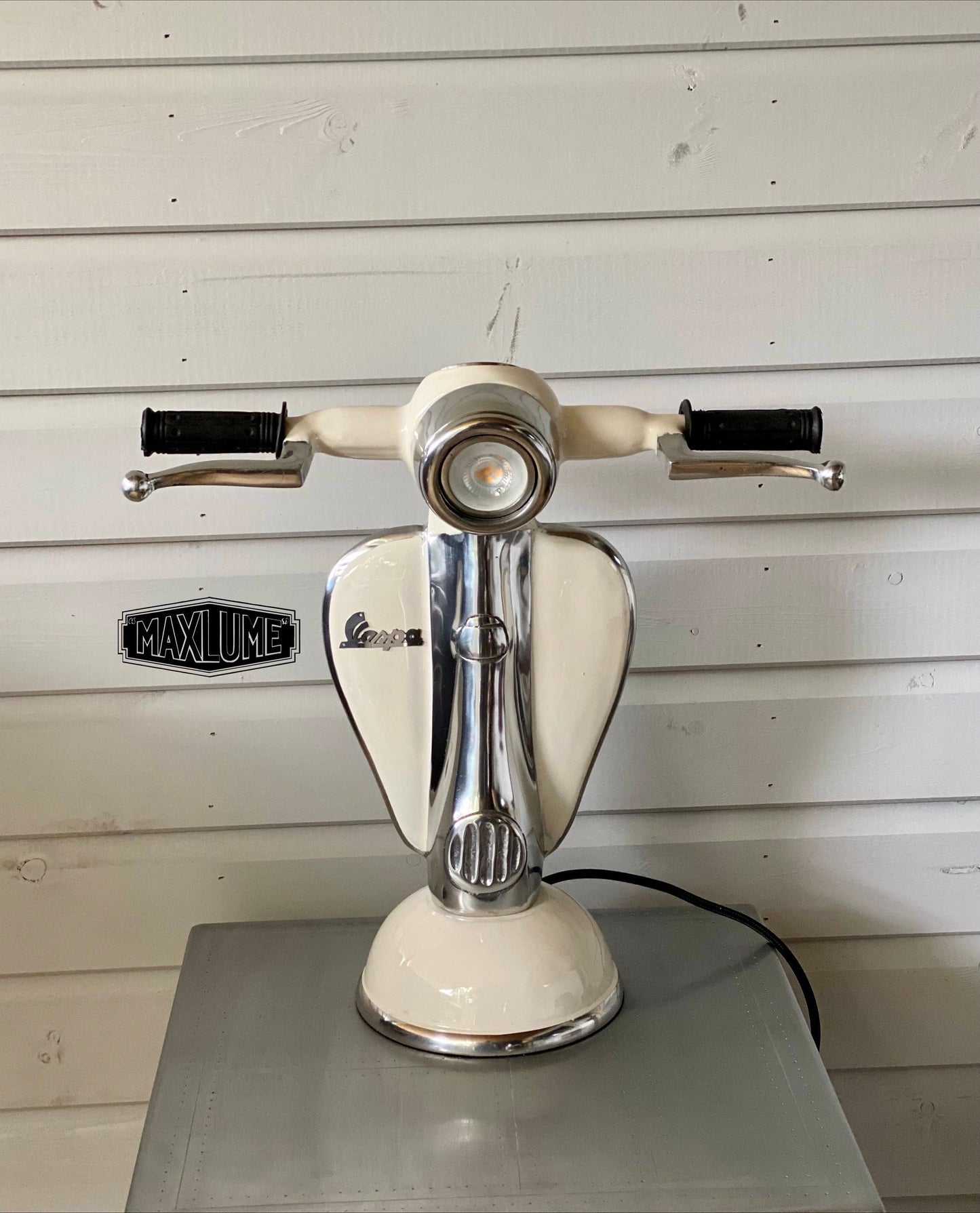 Vespa table lamp deals